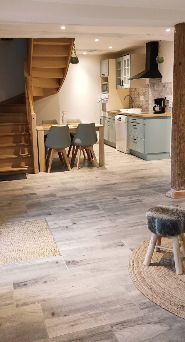Maison avec bain nordique et étang privé – Image 8