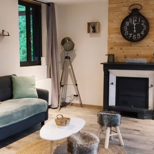 Maison avec bain nordique et étang privé